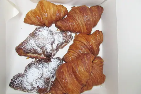 Gary's Pie Shop & Snack Bar photo 1